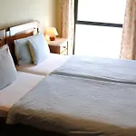 Residencia Agua De Madeiros