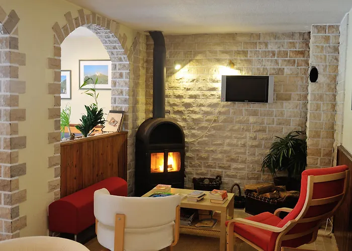 بيت ضيافة Residencia Agua De Madeiros 2*