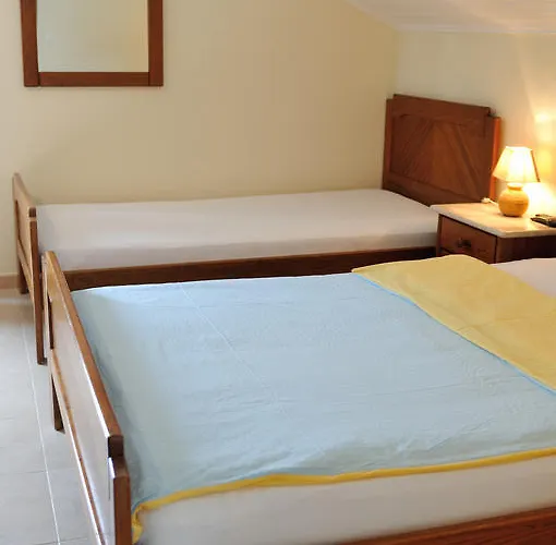 بيت ضيافة Residencia Agua De Madeiros