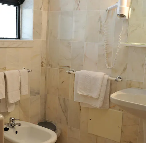 بيت ضيافة Residencia Agua De Madeiros