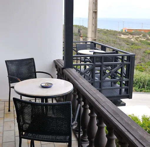 Residencia Agua De Madeiros